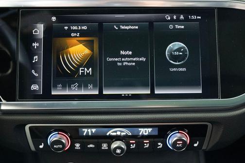 2025 Audi Q3 Premium 45 TFSI S line quattro Tiptronic