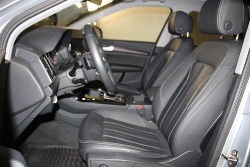 2022 Audi Q5 45 S line Premium