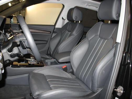 2025 Audi Q5 45 S line Premium Plus