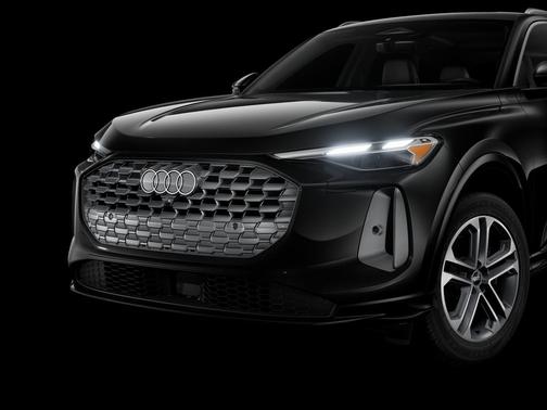 2025 Audi Q5 Premium TFSI quattro S tronic