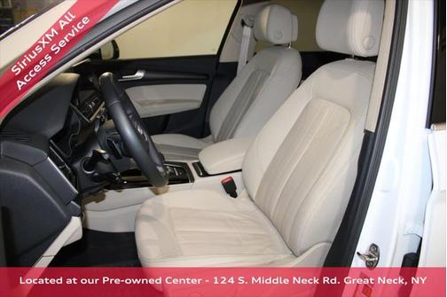 2022 Audi Q5 40 Premium Plus