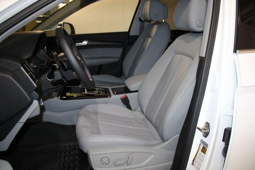 2022 Audi Q5 45 S line Premium