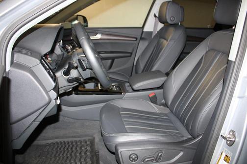 2022 Audi Q5 45 S line Premium