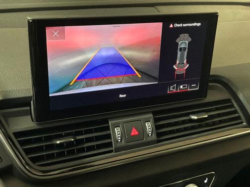 2023 Audi Q5 40 Premium