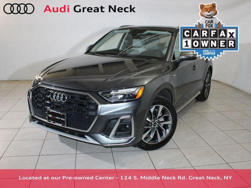 2022 Audi Q5 45 S line Premium Plus