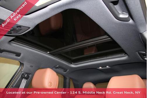 2022 Audi Q3 45 S line Premium