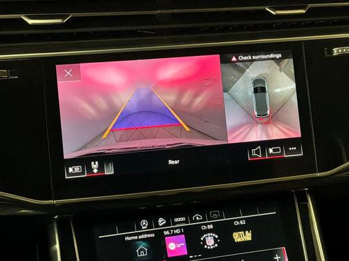 2023 Audi Q7 45 Premium Plus