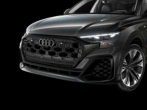 2025 Audi Q8 55 Premium Plus