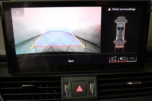 2022 Audi Q5 45 S line Premium