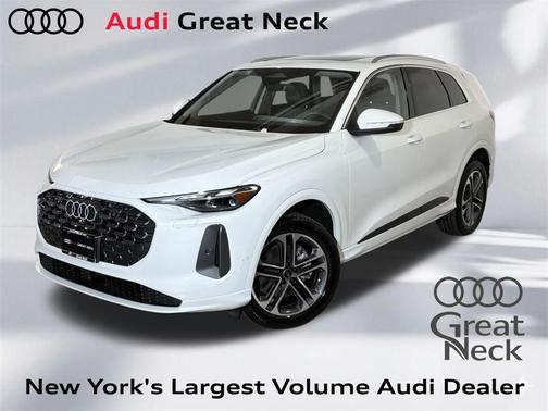 2025 Audi Q5 Premium TFSI quattro S tronic