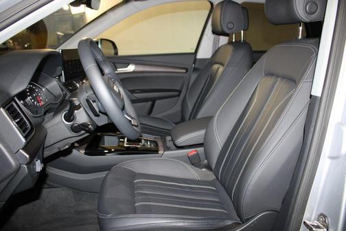 2022 Audi Q5 45 S line Premium