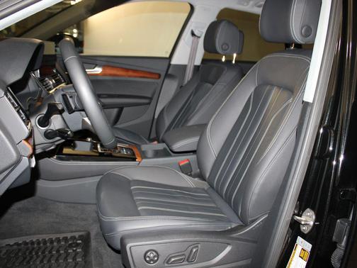 2023 Audi Q5 40 Premium Plus
