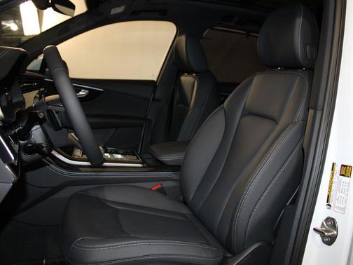 2026 Audi Q7 55 Premium Plus