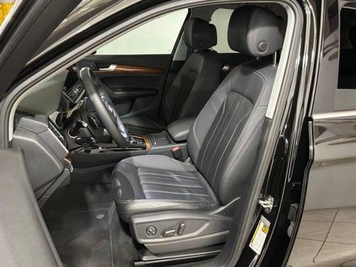 2022 Audi Q5 45 S line Premium