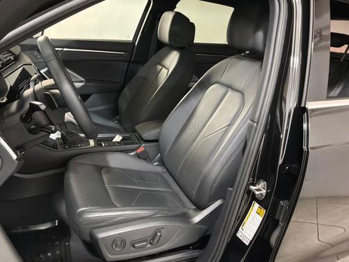 2023 Audi Q3 Premium 45 TFSI S line quattro Tiptronic