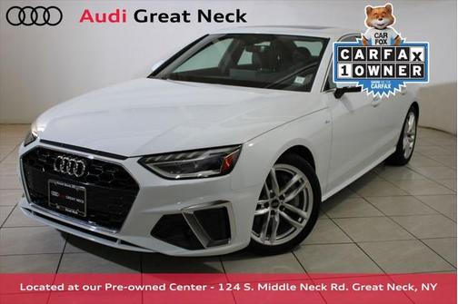 2022 Audi A4 45 S line Premium Plus