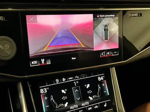 Mythos Black Metallic 2023 Audi Q8 55 Premium