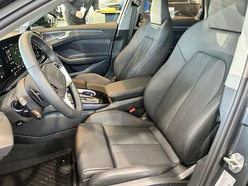 2026 Audi A6 Premium Plus quattro S tronic