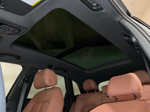 2022 Audi Q5 45 S line Premium Plus