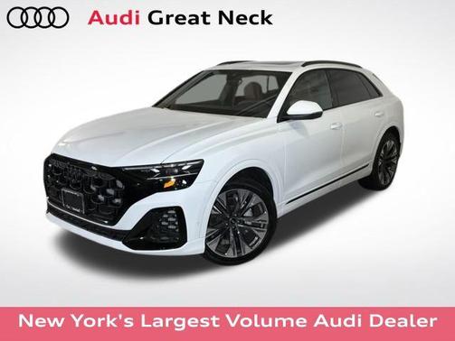 2025 Audi Q8 55 Premium Plus