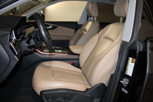 2019 Audi Q8 3.0T Premium Plus