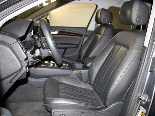 2018 Audi Q5 2.0T Tech Premium