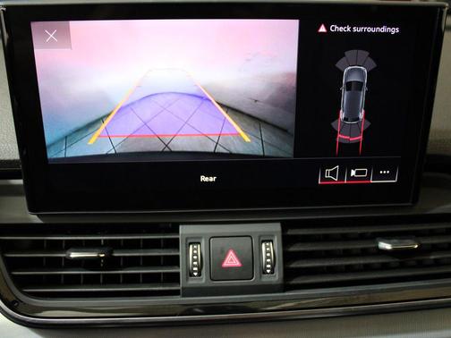 2025 Audi Q5 45 S line Premium