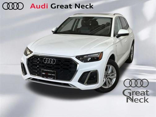 Ibis White 2023 Audi Q5 45 S line Premium