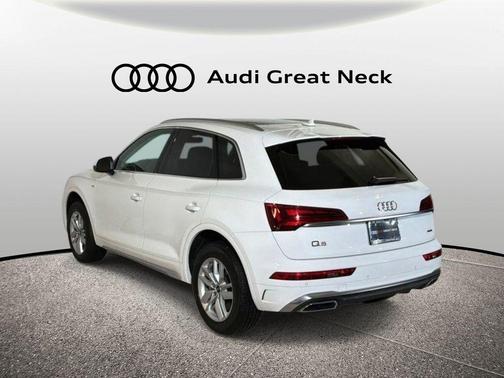 Ibis White 2023 Audi Q5 45 S line Premium