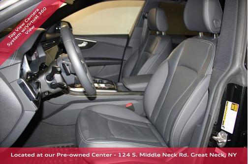 2025 Audi Q8 55 Premium