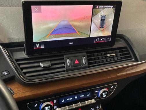 2023 Audi Q5 40 Premium Plus