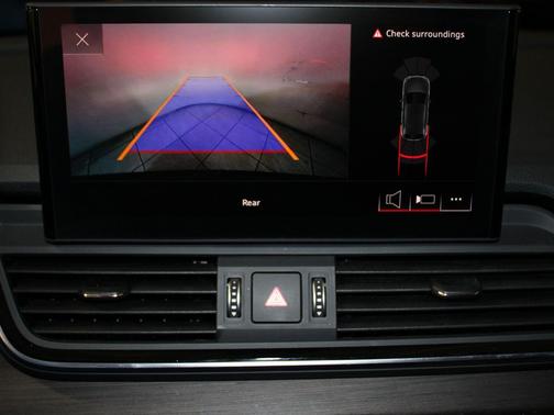 2023 Audi Q5 40 Premium