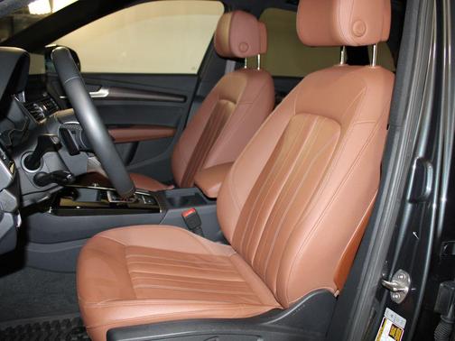 2023 Audi Q5 40 Premium