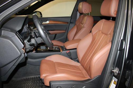 2022 Audi Q5 e 55 S line Premium Plus