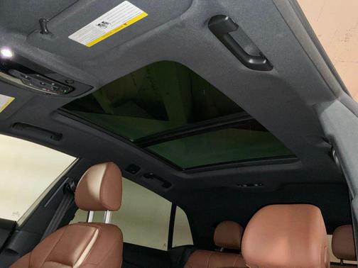 2023 Audi Q8 55 Premium