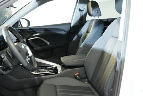 2025 Audi Q5 Premium TFSI quattro S tronic