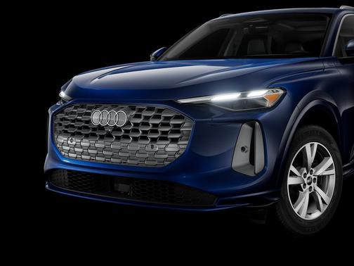 2025 Audi Q5 Premium TFSI quattro S tronic