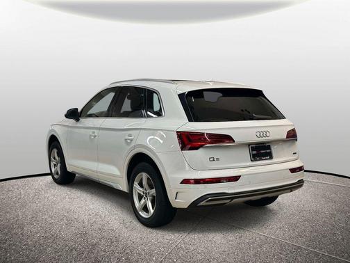 Ibis White 2023 Audi Q5 40 Premium