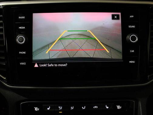 2022 Volkswagen Atlas Cross Sport 2.0T SE w/Technology 4MOTION