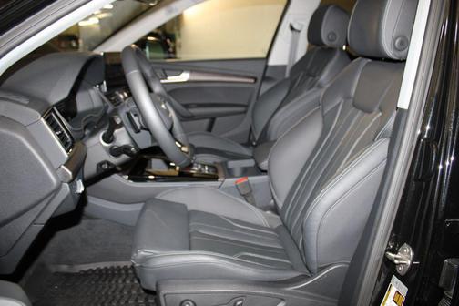 2025 Audi Q5 45 S line Premium Plus