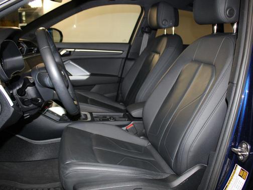 2022 Audi Q3 40 Premium