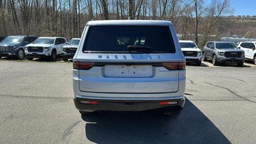 2022 Jeep Wagoneer Series III