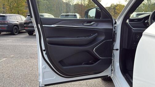 2025 Jeep Grand Cherokee Overland