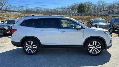 2017 Honda Pilot Touring