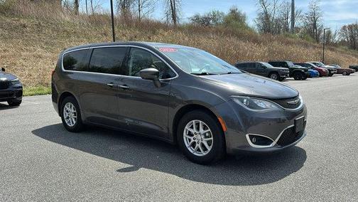 2020 Chrysler Pacifica Touring