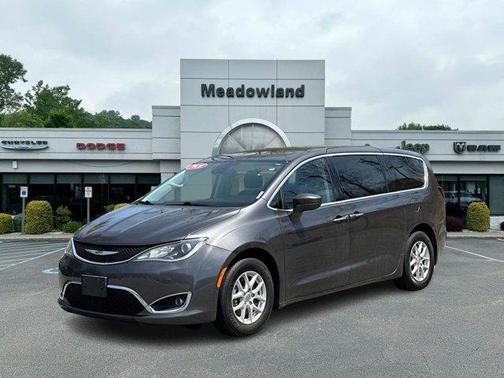 2020 Chrysler Pacifica Touring