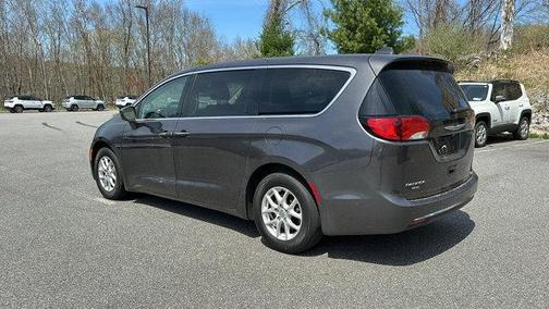 2020 Chrysler Pacifica Touring