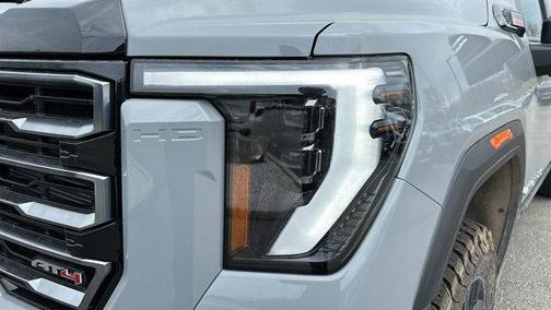 2025 GMC Sierra 2500 AT4