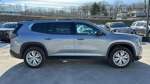 2024 GMC Acadia Elevation