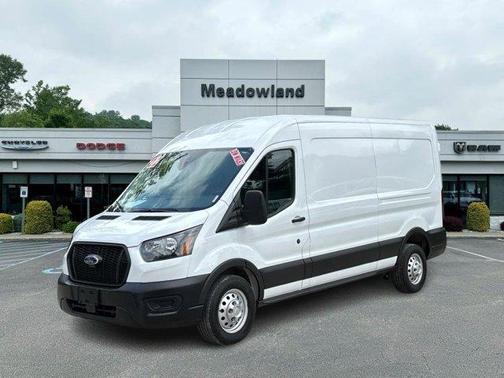 2022 Ford Transit-250 Base